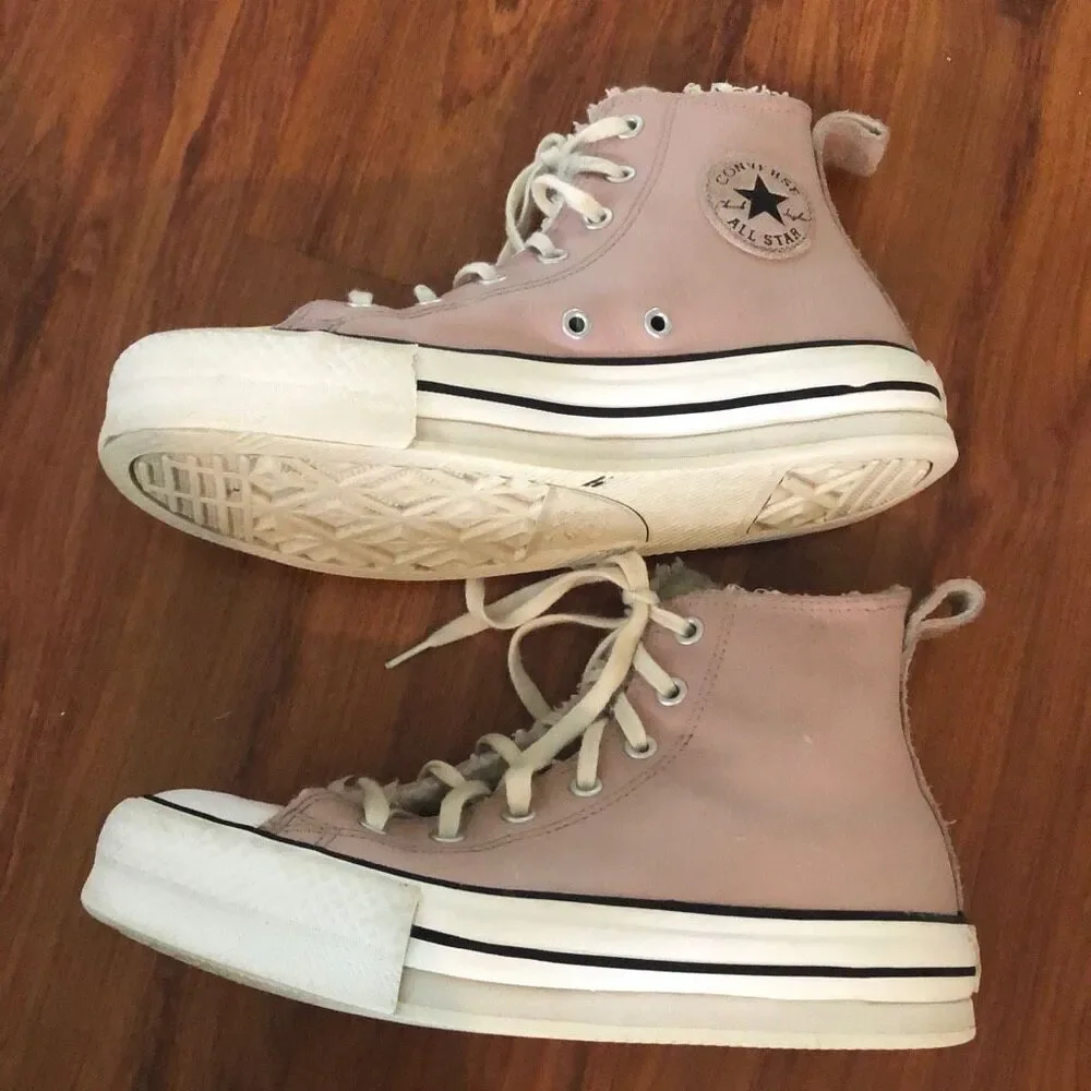 Converse Chuck Taylor Blush pink leather high tops kids 4